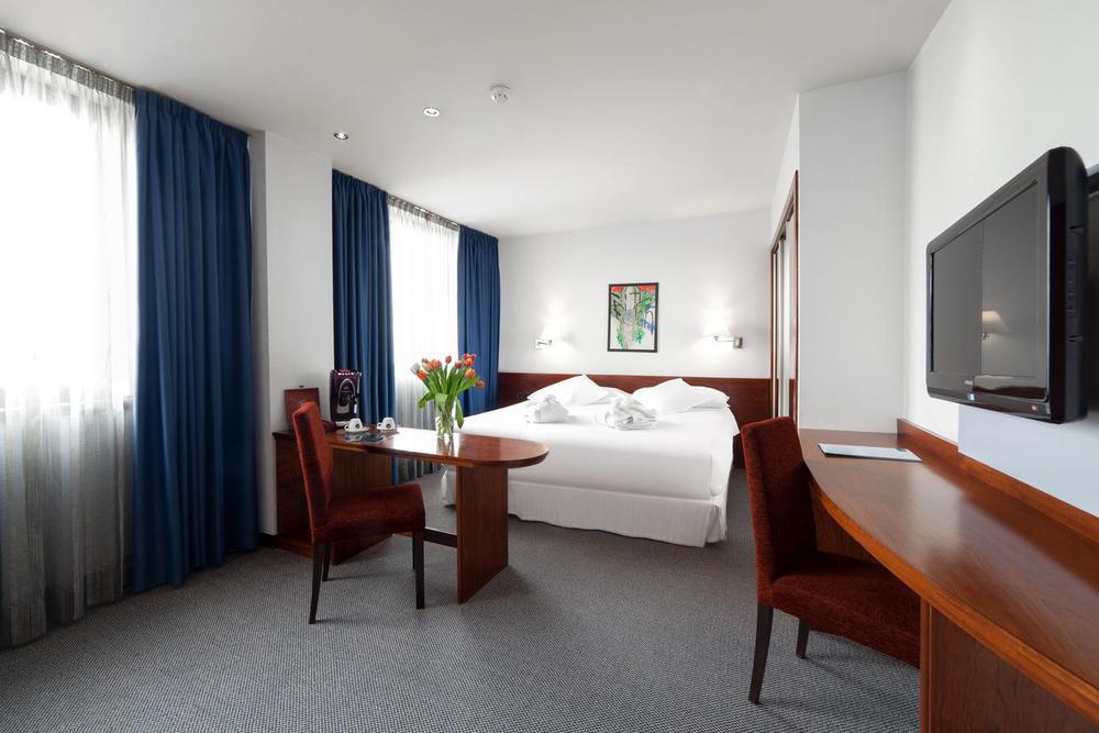 Hotel Occidental Praga